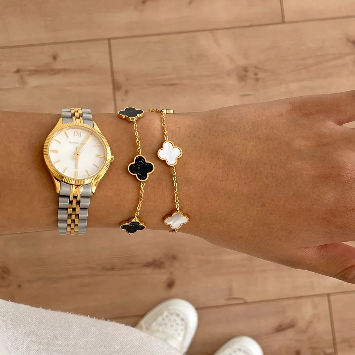 Armband mit marmorierten Kleeblättern