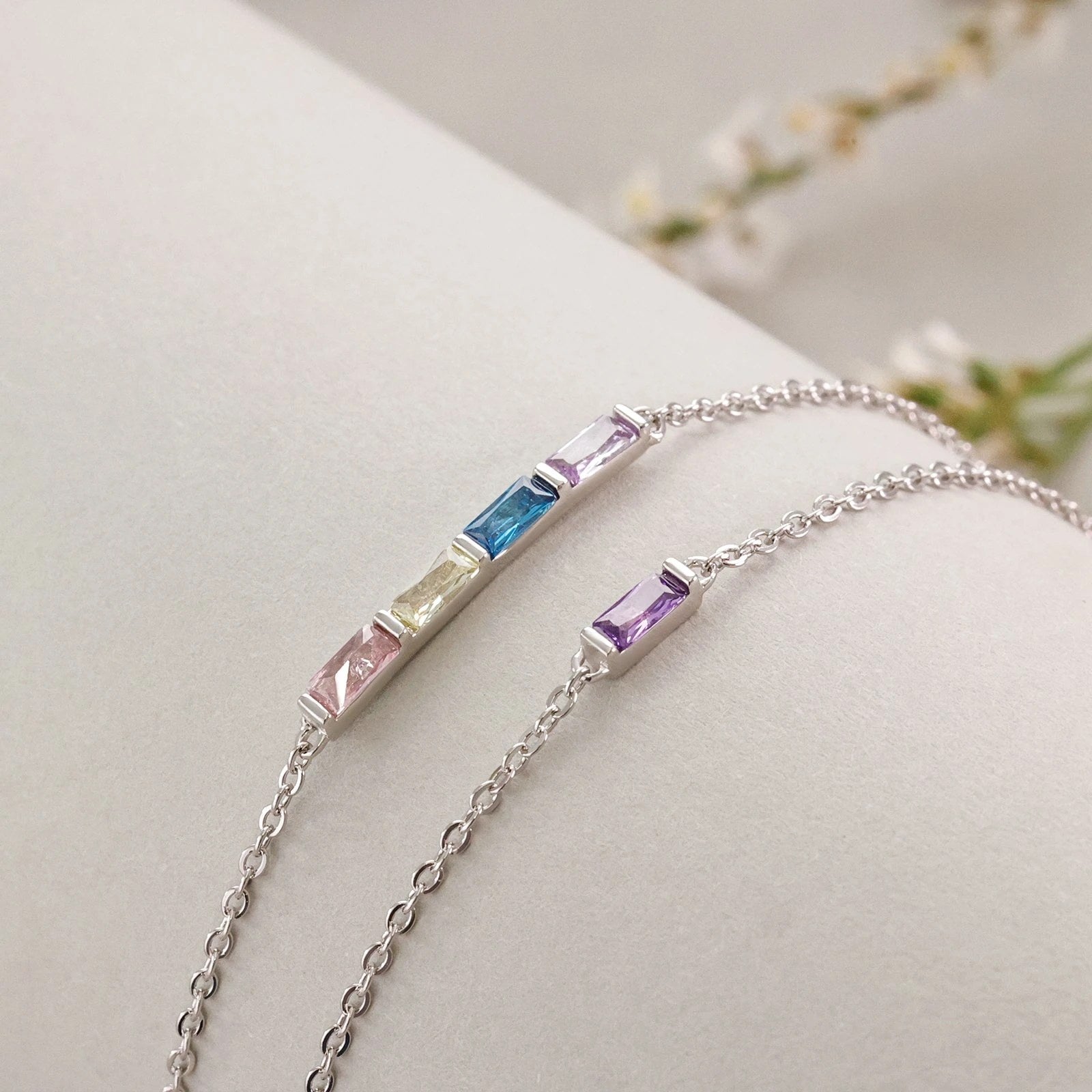 Armband mit Geburtsstein und Gravur - Bild 4