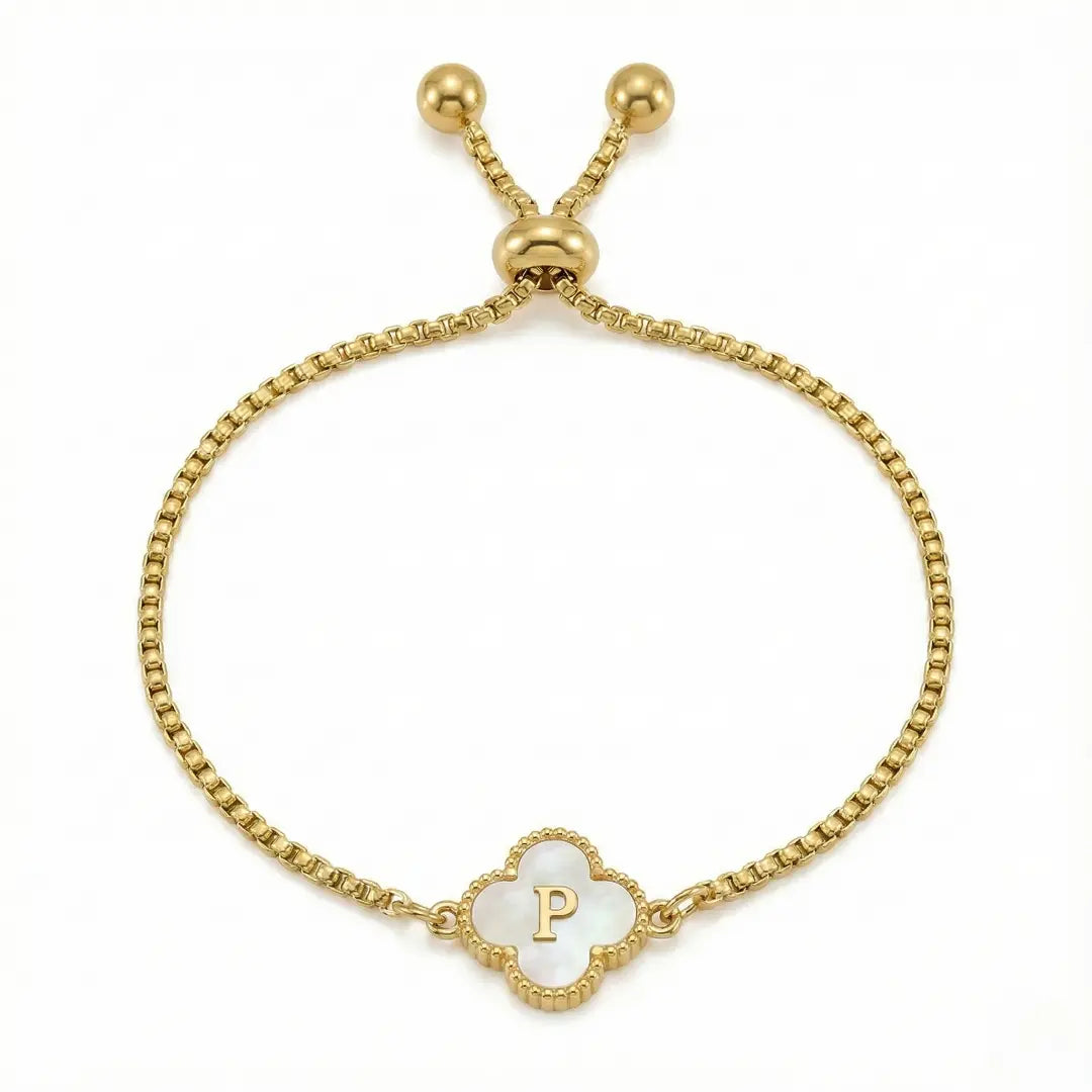 Armband mit Perlmutt-Kleeblatt und Initiale