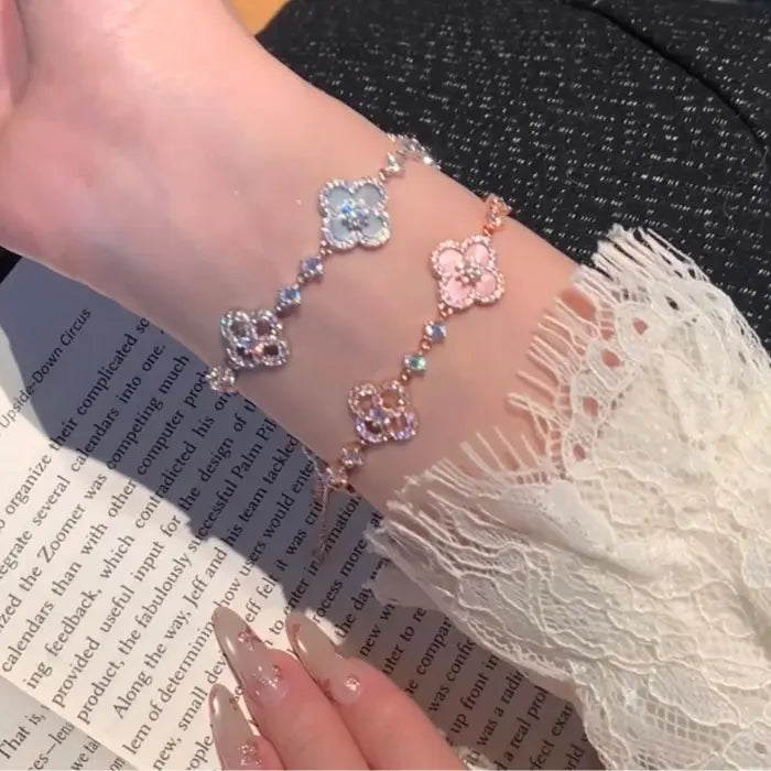 Armband Sakura mit Kleeblatt