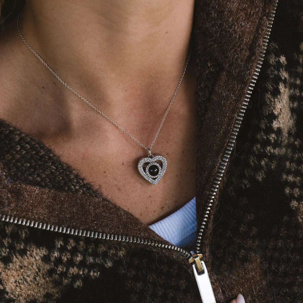 Kette mit funkelndem Herz und Foto