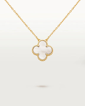 Kette mit Kleeblatt-Anhänger