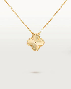 Kette mit Kleeblatt-Anhänger