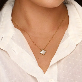 Kette mit rosa Kleeblatt