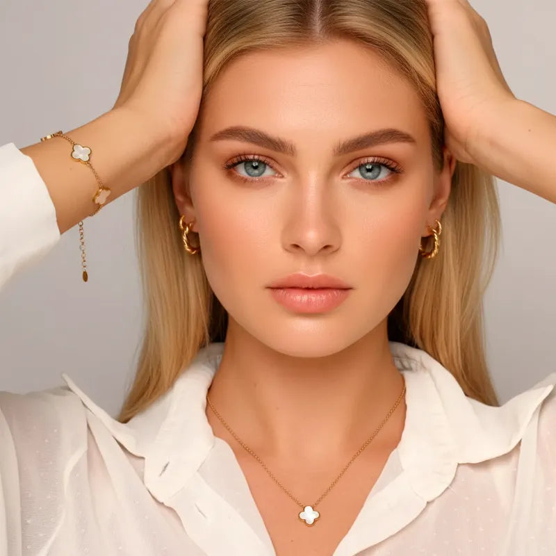 Kette mit rosa Kleeblatt
