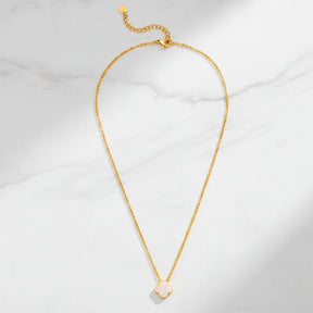 Kette mit rosa Kleeblatt