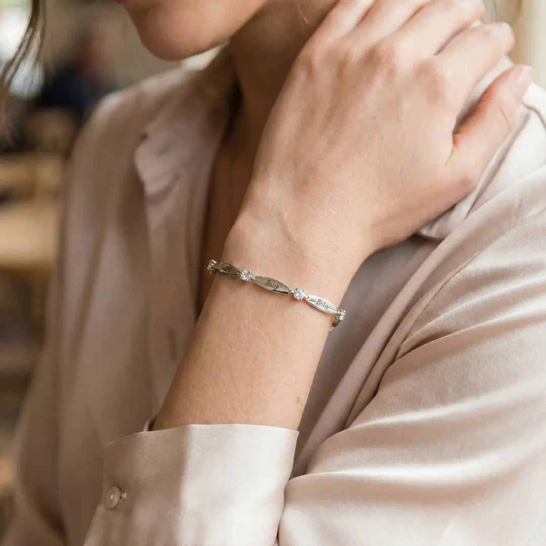 Personalisiertes Armband mit Zirkonia