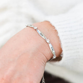 Personalisiertes Armband mit Zirkonia